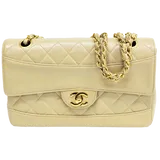 シャネル マトラッセ  ベージュ ラムスキン W23