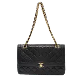 シャネル マトラッセ  ブラック ラムスキン W26.5×Ｈ16.5×Ｄ7.5