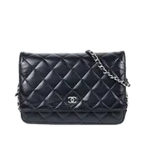 シャネル マトラッセ  ブラック ラムスキン H12.5×W19.5×D7.5