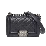 シャネル ボーイシャネル A67085Y8333894305 ブラック ラムスキン H12×W20.5×D8.5