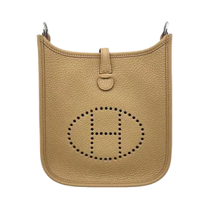 【2024年10月】エルメス エヴリン 16 トリヨンクレマンス ビスキュイ 中古品