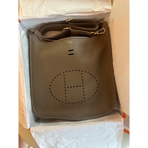 PM トリヨンクレマンス エトゥープ ゴールド金具