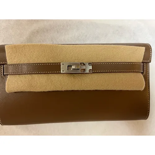 エトゥープ シルバー金具