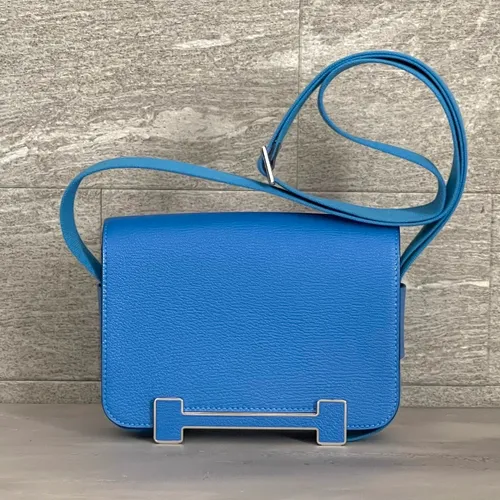 ＊可愛く使いやすい♪＊【HERMES】ゲタポケット 2025年7月】 エルメス ゲタ の最新価格、特徴・利用シーンは