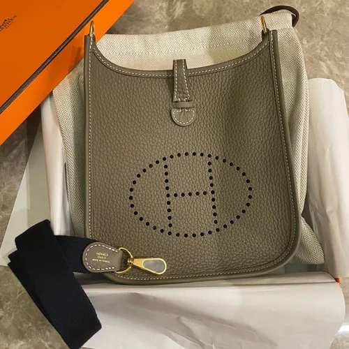 16/TPM トリヨンクレマンス エトゥープ ゴールド金具