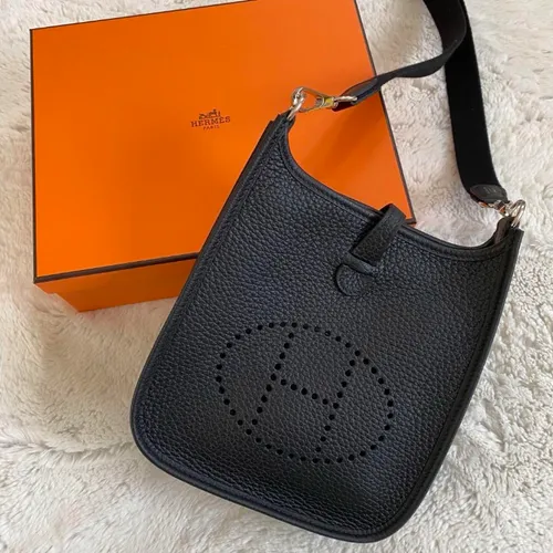 TPM トリヨンクレマンス ノワール シルバー金具