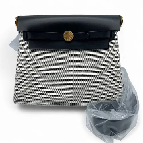 20 トワルアッシュ ノワール ゴールド金具