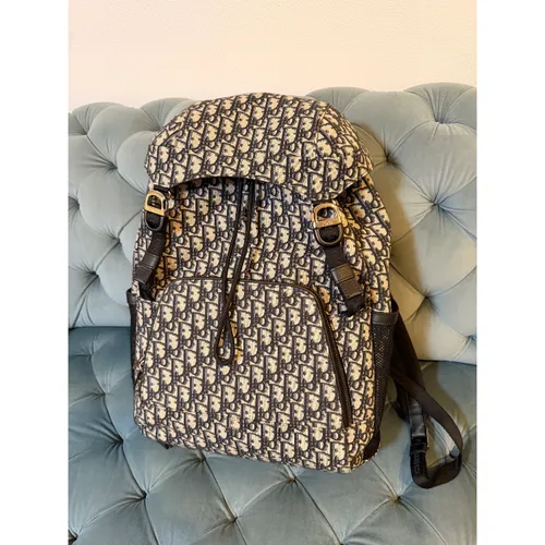  Dior8 フラップバックパック 1IBA187YKY_H27E 