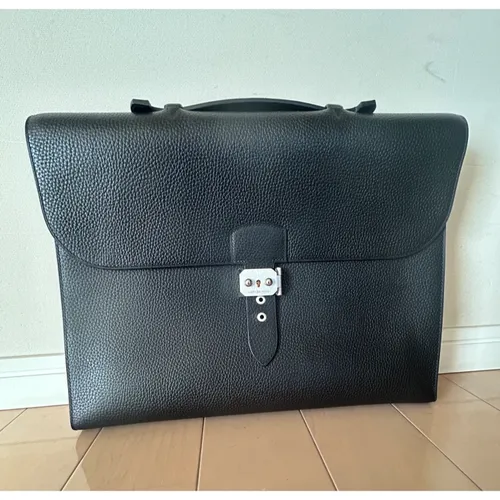 ブラック トリヨンクレマンス W37×H30×D4