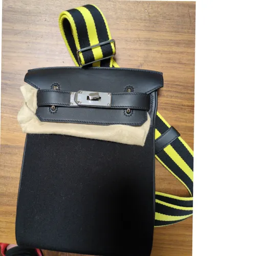 PM ノワール トゴ シルバー金具