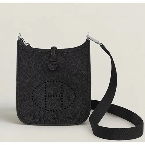 TPM トリヨンクレマンス ノワール シルバー金具