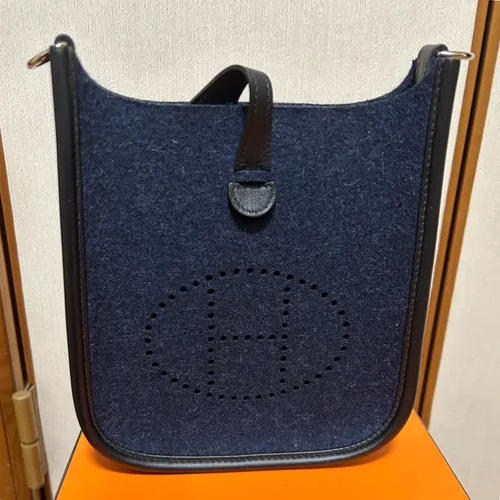 TPM アマゾン シルバー金具 フェルト×スイフト