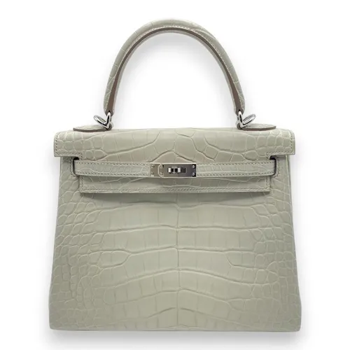 2026年1月】 エルメス ケリーの最新価格や特徴・利用シーンは