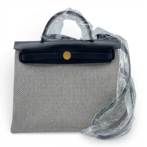 31 トワルアッシュ ノワール ゴールド金具