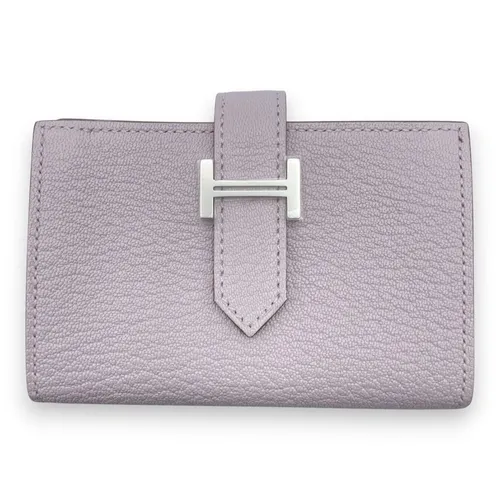 財布をどこよりも安く購入【プレミアバリューフリマ】