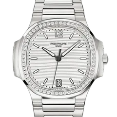 パテックフィリップ ノーチラス 7118/1200A-010 シルバー 新品