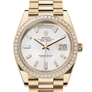 【2025年01月】ロレックス デイデイト 228398TBR イエローゴールド 40mm ホワイトマザーオブパール 新品