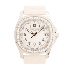 パテックフィリップ アクアノート 5067A-024 ホワイト 新品
