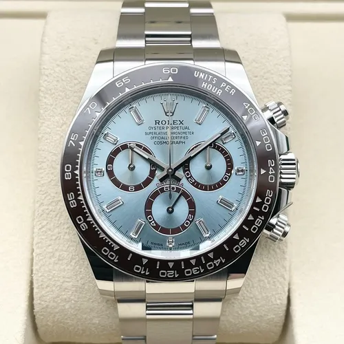 126506A ダイヤ入りアイスブルー オイスターブレス