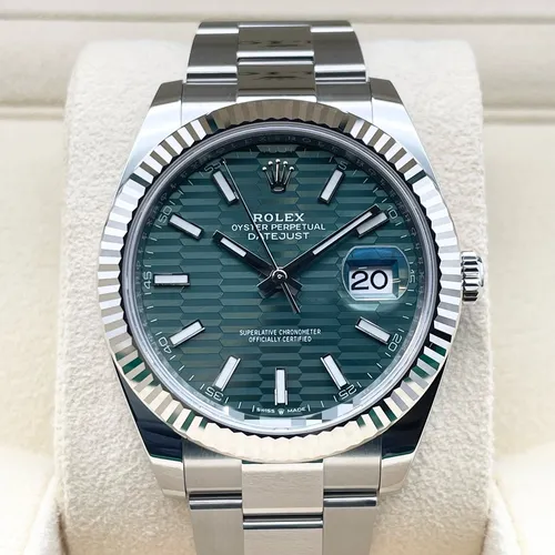 126334 ミントグリーン　フルーテッドモチーフ オイスターブレスレット