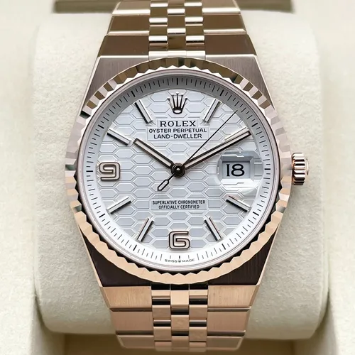 ロレックス ランドドゥエラーをどこよりも安く購入【プレミア