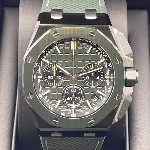 26420CE.OO.A063VE.01 グリーン ブラックセラミック 43mm