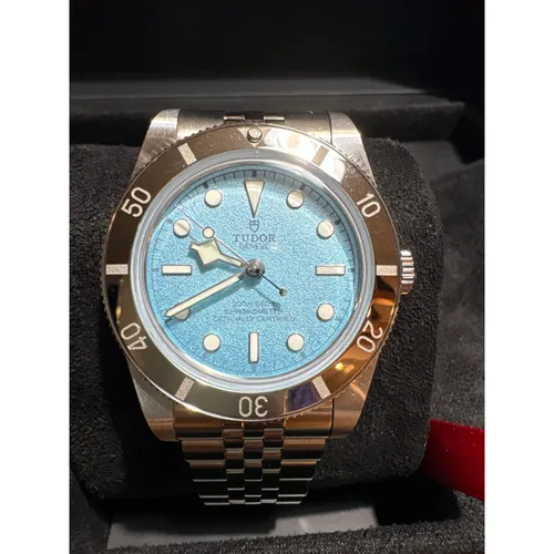 チューダーをどこよりも安く購入【プレミアバリューフリマ】