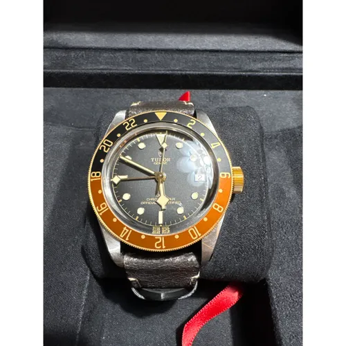 79833MN ブラック