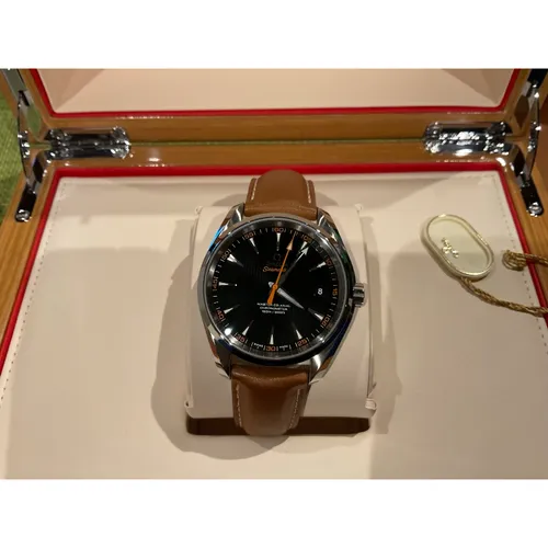 231.12.42.21.01.002 ブラック ステンレススチール 革ベルト