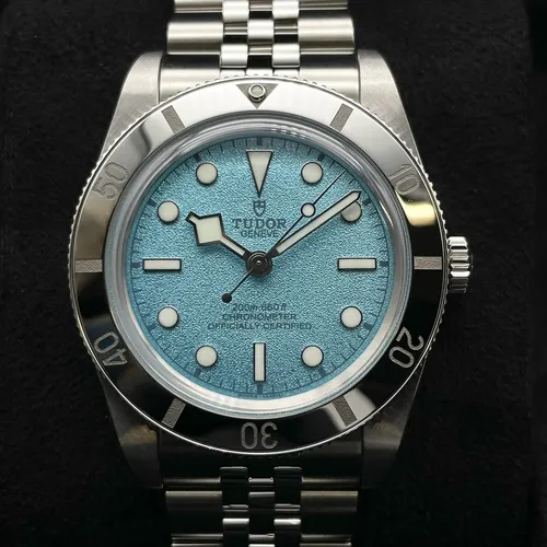 54 M79000-0001ブルー ステンレススチール 37mm