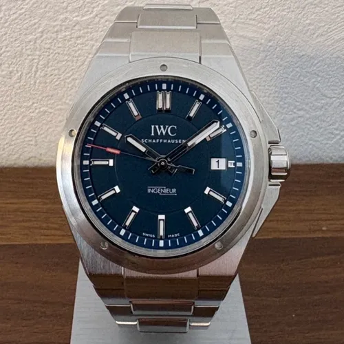 IWCをどこよりも安く購入【プレミアバリューフリマ】